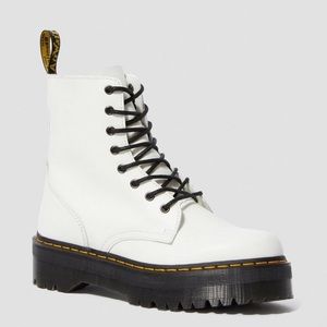 ‼️BRAND NEW DR. MARTENS JADON BOOTS‼️